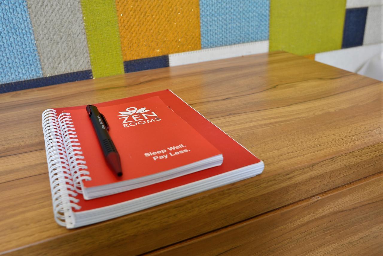 Zen Rooms Kuta Tuban Suites Bagian luar foto